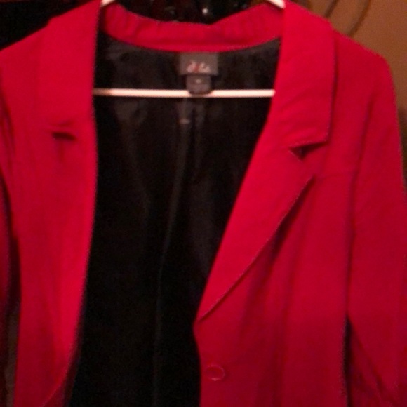 Red blazer - Picture 3 of 3